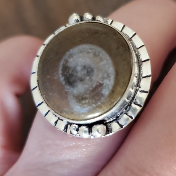 New Ammonite Fossil 925 Silver Ring. - Picture 3 of 12